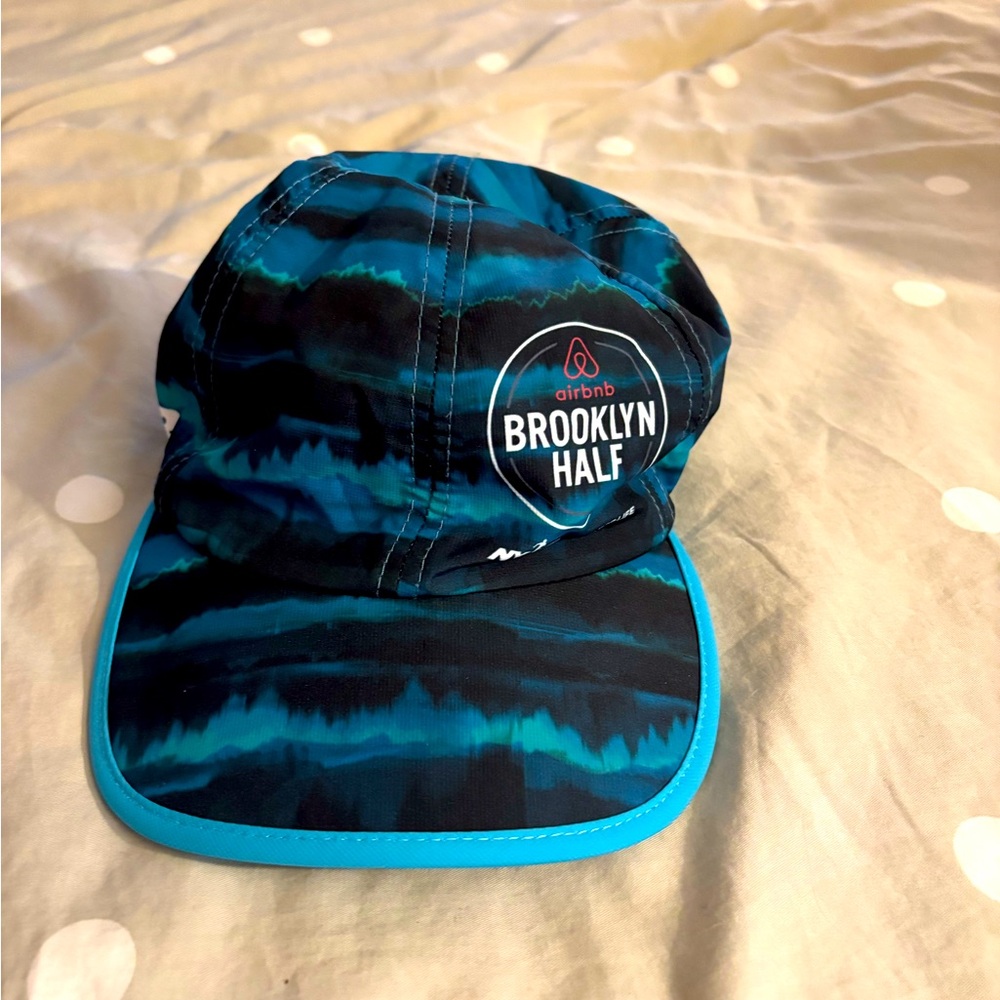 Lightweight running hat
